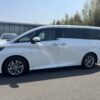 トヨタアルファードを福祉車両に改造